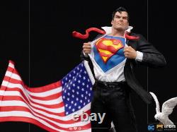 Iron Studios DC Comics Clark Kent Superman Deluxe Art Scale 1/10 Statue