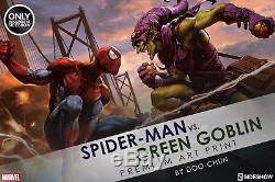 Premium Art Print by Sideshow Collectibles Spiderman Vs Green Goblin